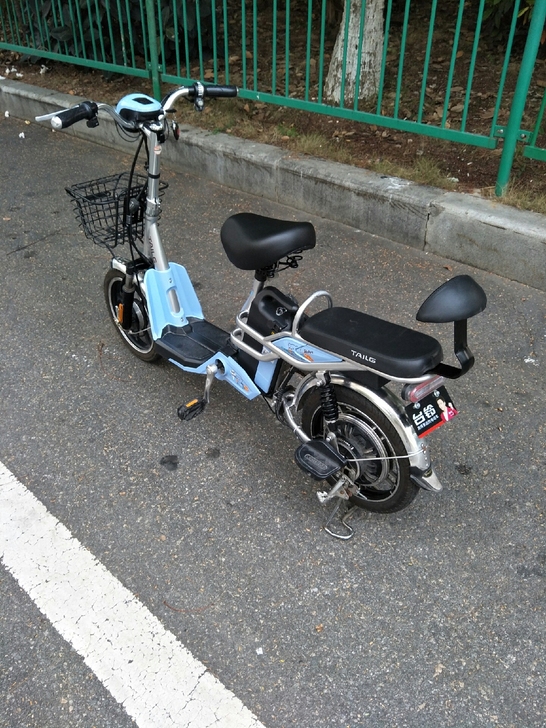 48V台铃锂电电动车转让，年初买的，还非常...