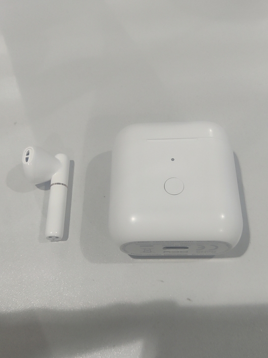 QCY 蓝牙耳机，只剩左耳和充电仓