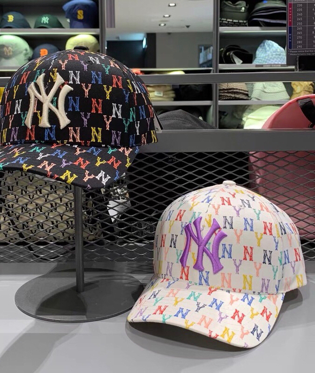 MLB鸭舌帽,全新带吊牌仓 黑色剩1个,白...