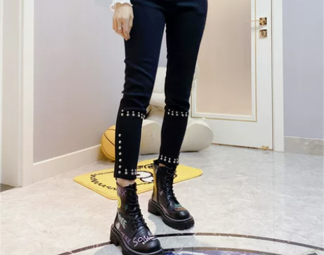 欧货重工弹力牛仔裤女2020秋冬款裤脚开叉...