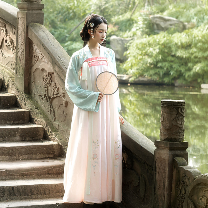 重回汉唐 汉服(包邮)