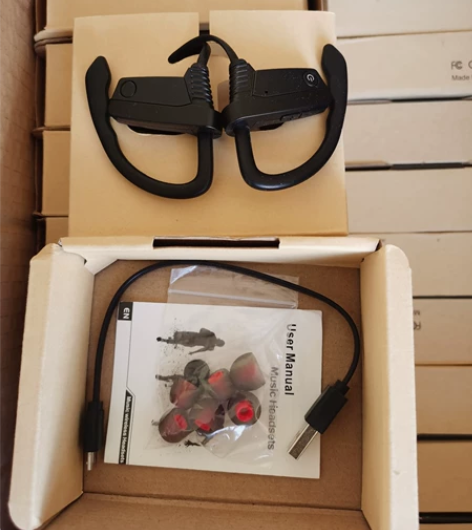 40套库存全新外贸版运动蓝牙耳机，csr8...