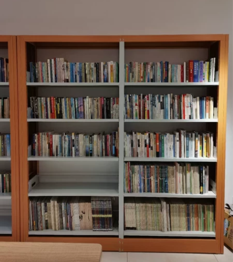 七台河地区上门收书。按本结算。 回收各种旧...