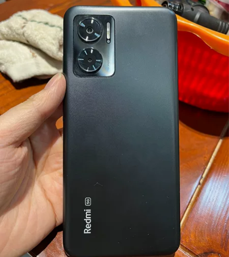 红米note11e上个月9/21日买的，家...