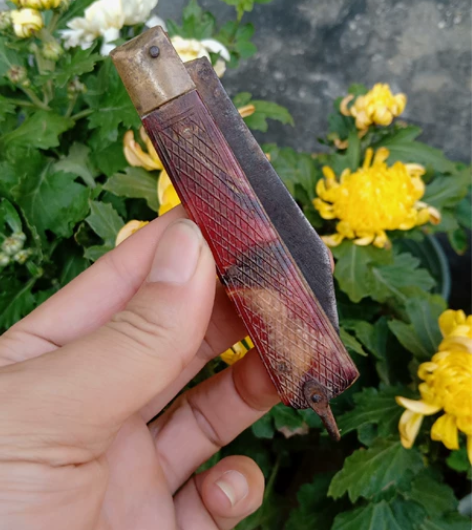 六七十年代老物件小刀不锈钢折叠刀户外家用水...