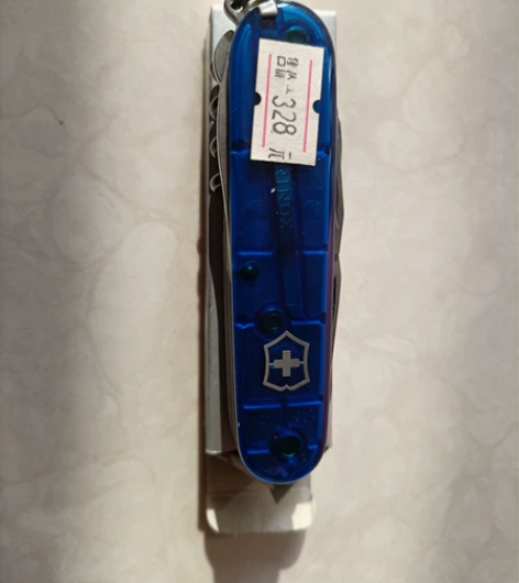 全新正品瑞士军刀,因专柜撤柜便宜处理 感兴...