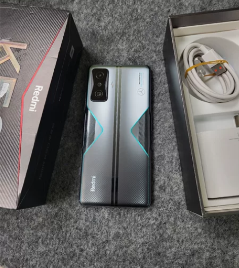 红米K50电竞 冠军版，成色达到97新，边...