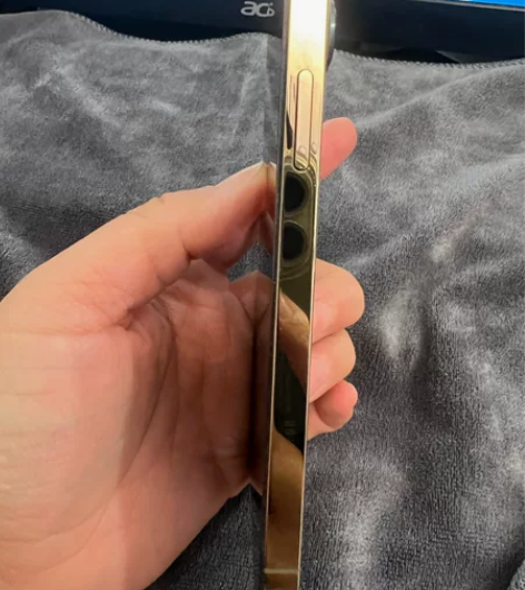 女生用苹果12pro 金色 128 前后有...