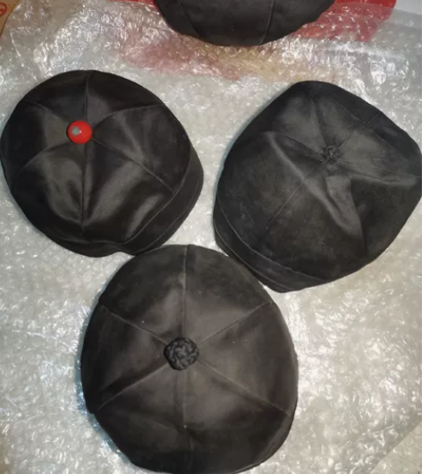 老瓜皮帽,三个品相好, 感兴趣的话点“我想...