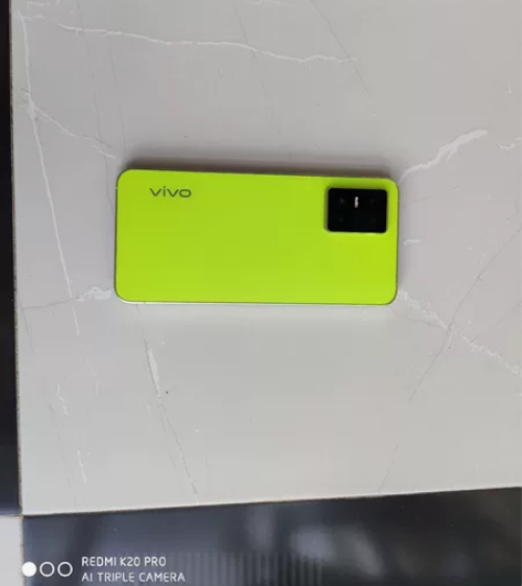 VIVO手机,使用不到一年,基本全新 感兴...