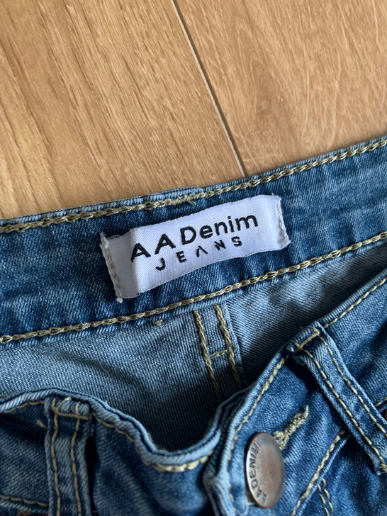 AA牛仔裤