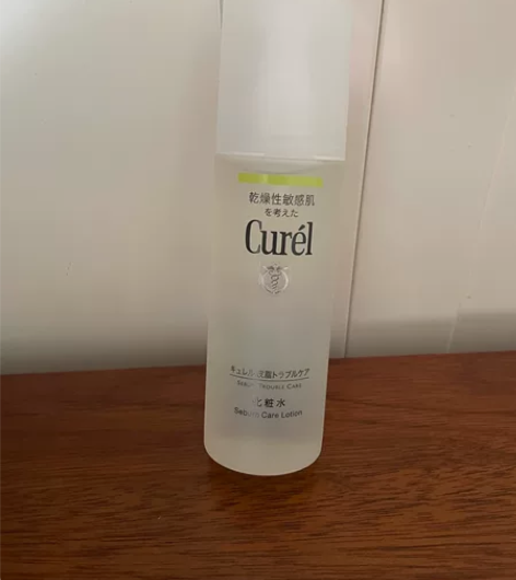 珂润化妆水 9月份拆封 使用过一回，皮肤不...