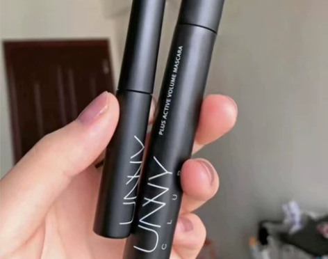 店不开了，清一批unny睫毛膏，9.9元包...