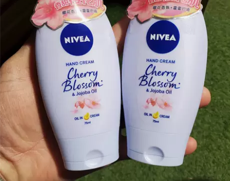 妮维雅润手霜西班牙进口75ml保湿补水倍润...