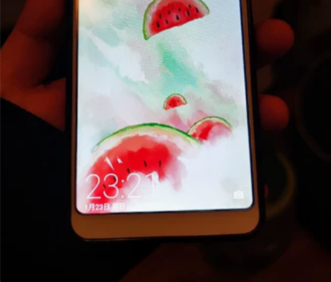 出一台海信哈利手机，4+32的，嘎嘎新，有...