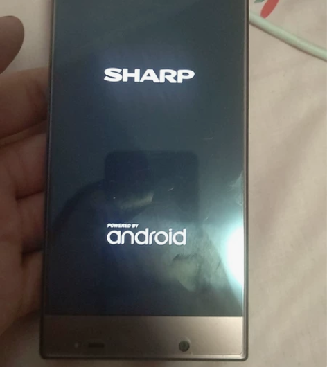 夏普305sh，，8新，贴水凝膜 感兴趣的...