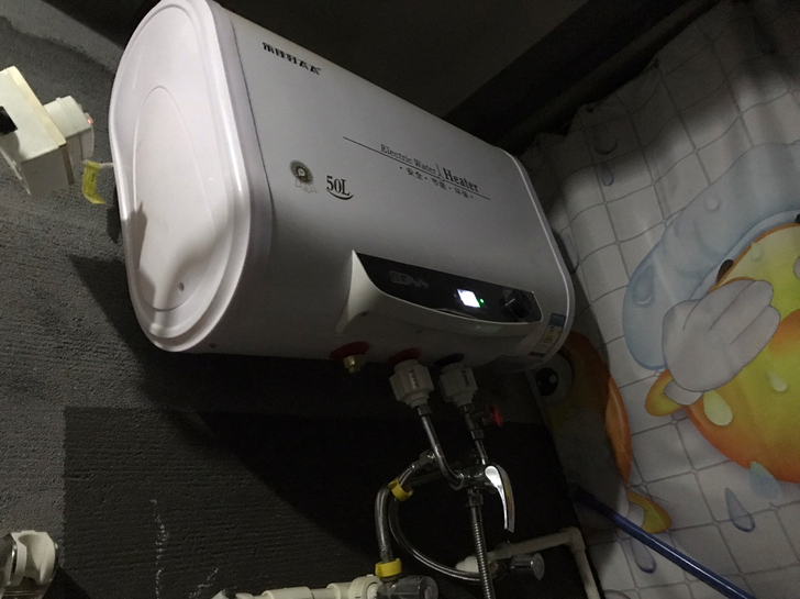 搬家,热水器不需要了,有缘人拿去吧##am...