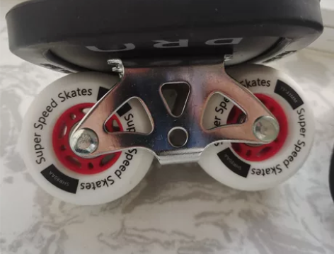 闪行漂移板，可小刀，仅限自提，售出不退不换...