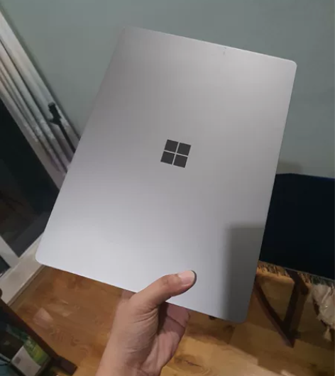 微软surface laptop笔记本 8...