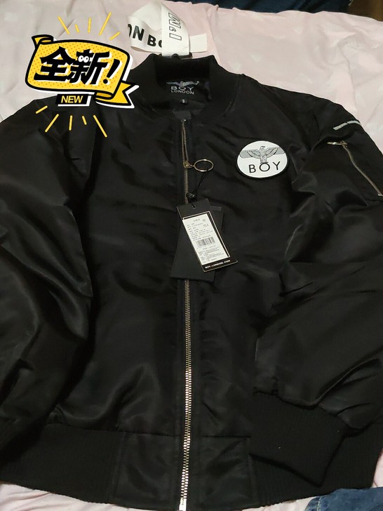 全新飞行棒球薄棉服，有吊牌
