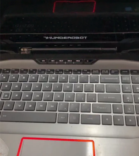 雷神911m 摔了下 屏幕坏 壳子坏 功能...