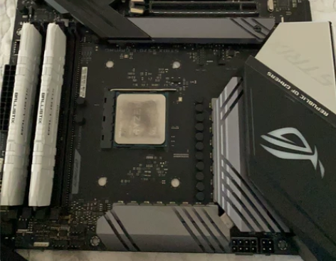 华硕玩家国度 X570-E电竞主板，自用闲...