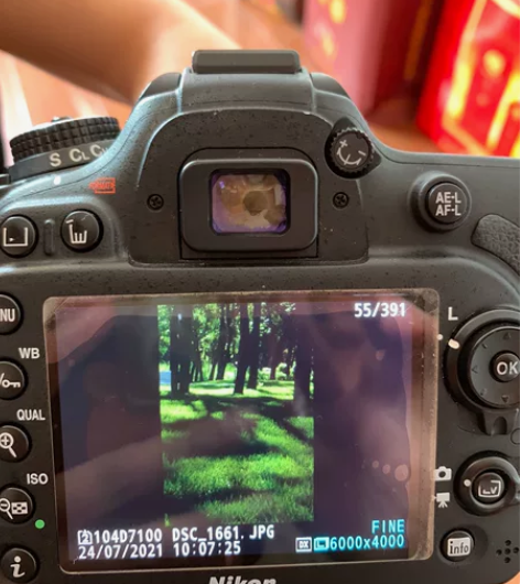 尼康D7100出3000包邮包镜头 感兴趣...