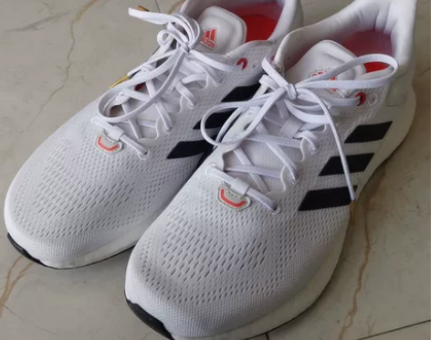 阿迪达斯 ADIDAS pureboost...