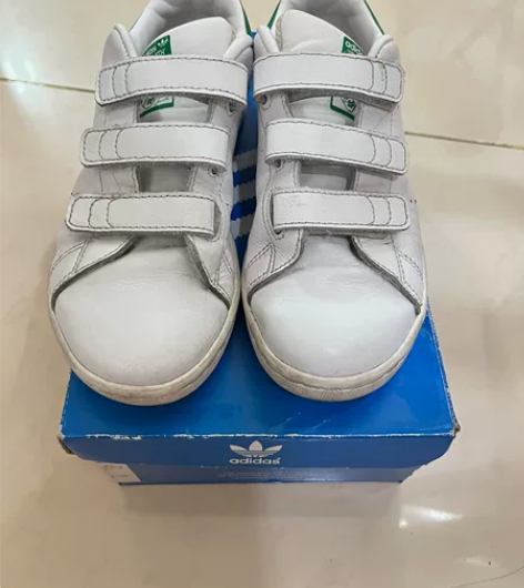 儿童阿迪三叶草绿尾小白鞋 童鞋八成新 内径...