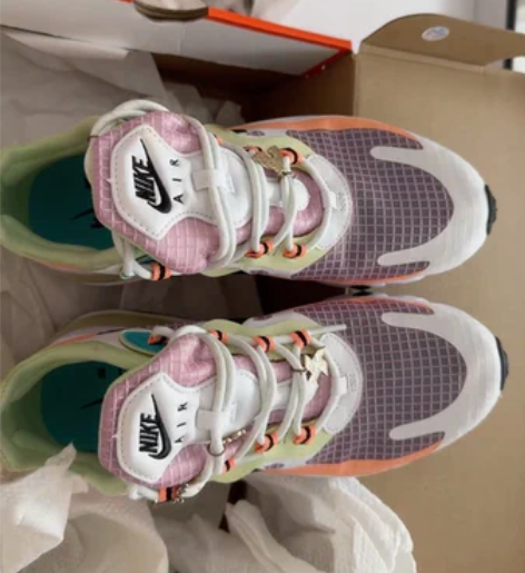 耐克NIKE AIR MAX 270 女子...