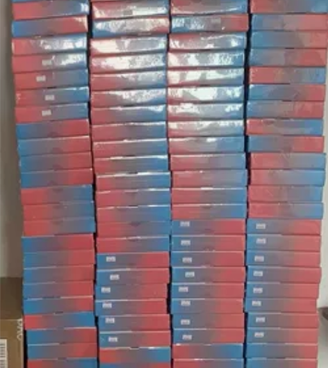 小新pad 2022款 6+128灰色 1...