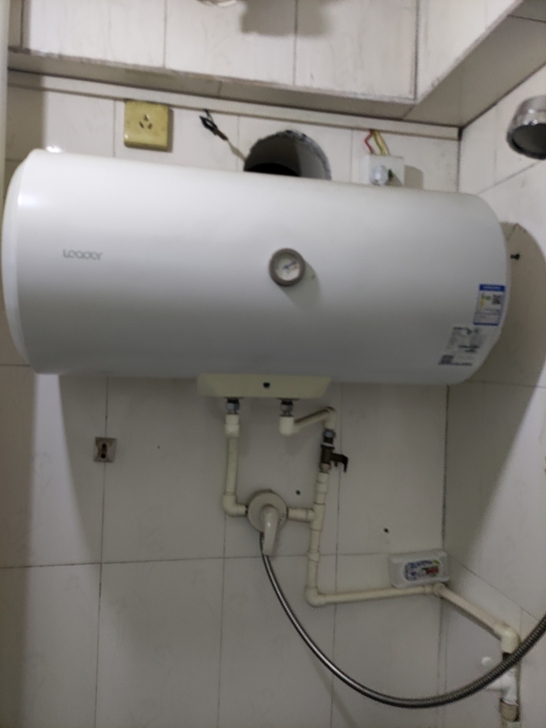 搬家转让家电，统帅热水器，二级能耗，50L...