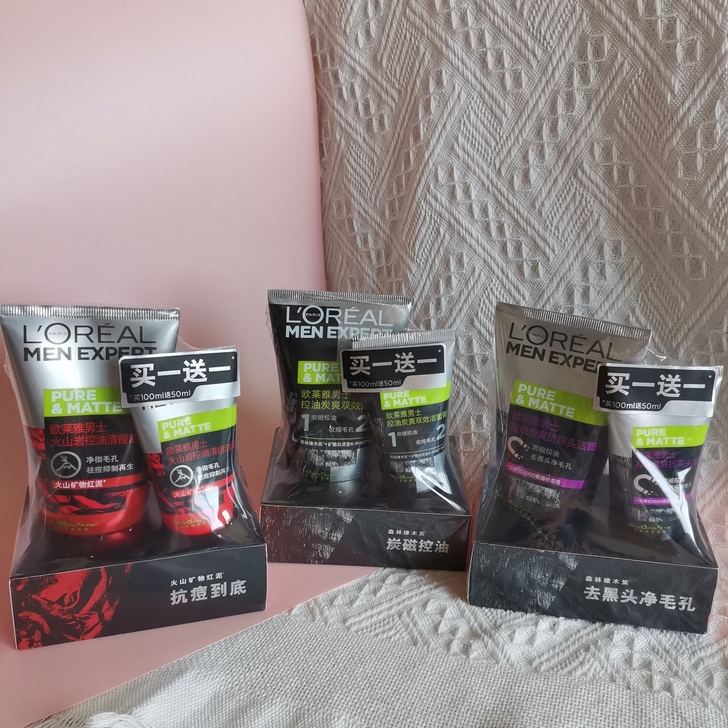 欧莱雅(LOREAL)男士控油炭爽祛痘抗黑...
