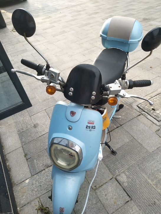 台铃电动车，买来3600，刚用了两年多，有...