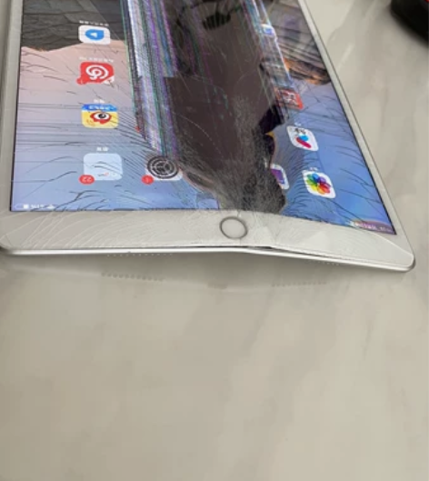 最新款曲面屏ipad 全球第一台，库克亲自...