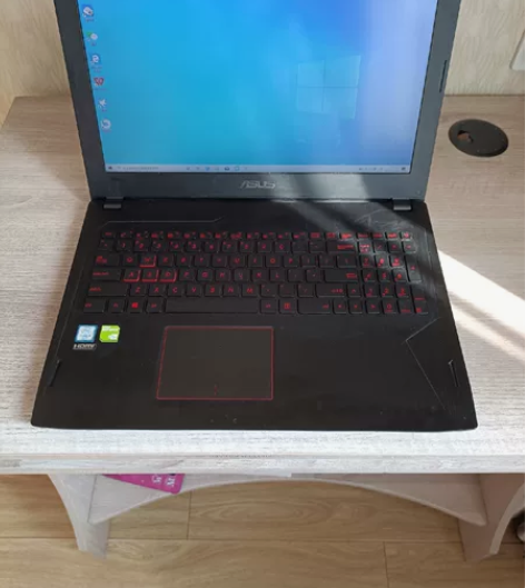 华硕飞行堡垒FX60VM,1060显卡,1...