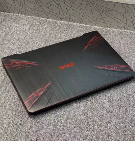 华硕飞行堡垒5  游戏性能本 i5八代+8...