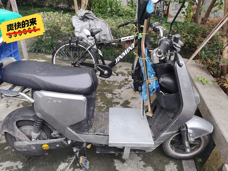 出卖台铃电动车60负2组锂电池大概跑200...