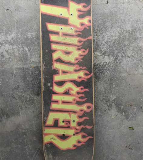 dbh滑板，加上砂纸四五百买的 换过砂纸没...