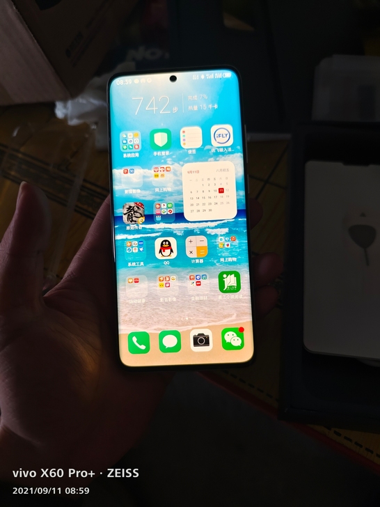 魅族18   12+256。无拆无修，无磕...