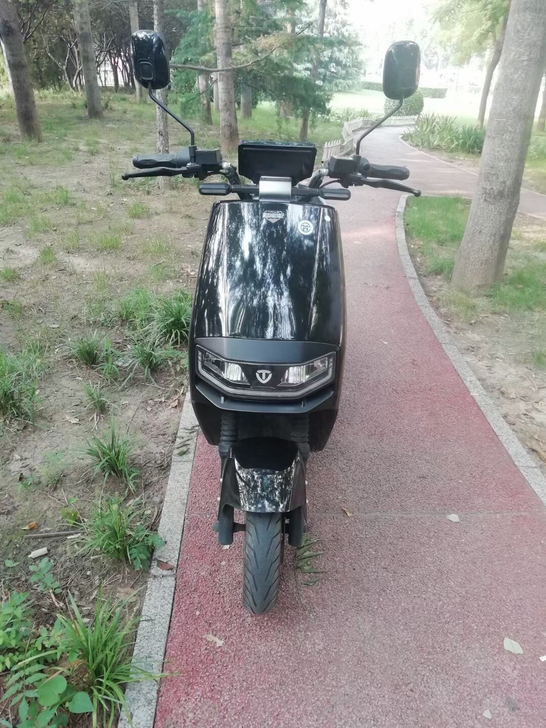 台铃优跑，两个月 准新车 前后十一寸轮，1...