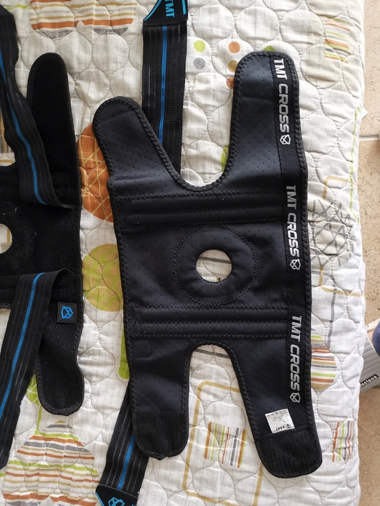 运动护膝，篮球 跑步 羽毛球，户外护漆保护...