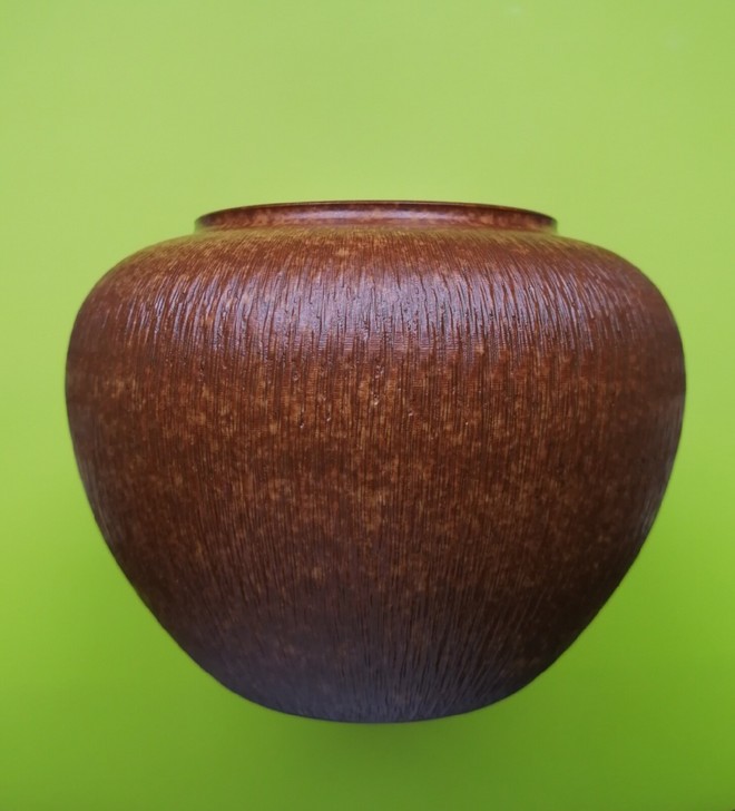 龙泉青瓷，黄灿草木灰釉跳刀水盂，外口径约8...