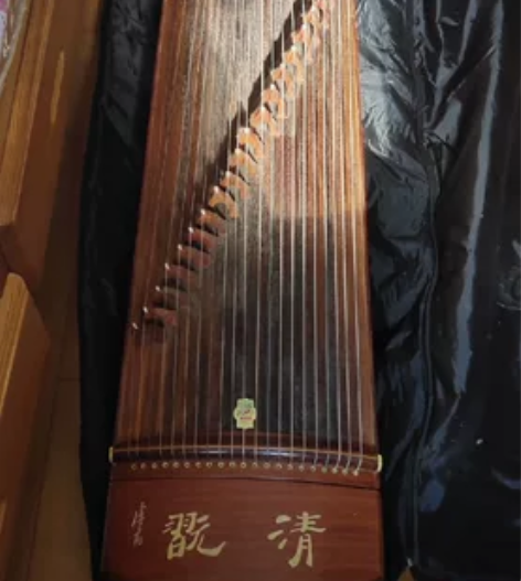 出售闲置古筝 感兴趣的话点“我想要”和我私...