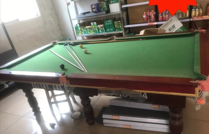 九成新台球桌，中山市横栏镇自提，台球杆全送