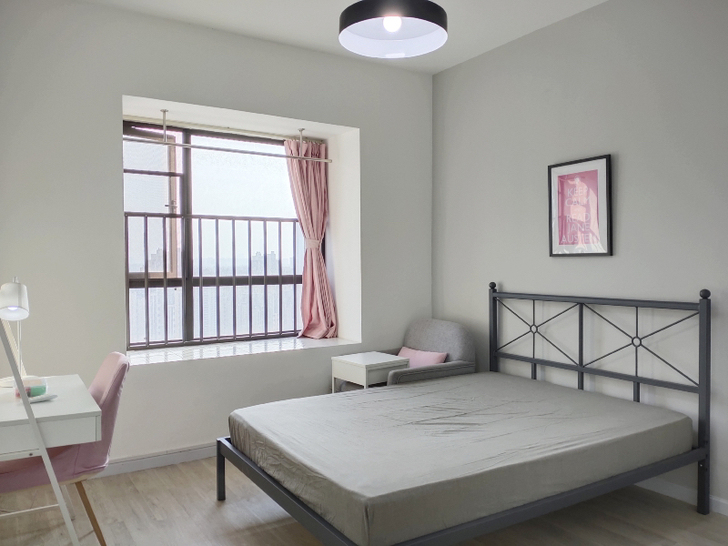 龙江地铁口 省妇幼对面 中青园 朝南大次卧...