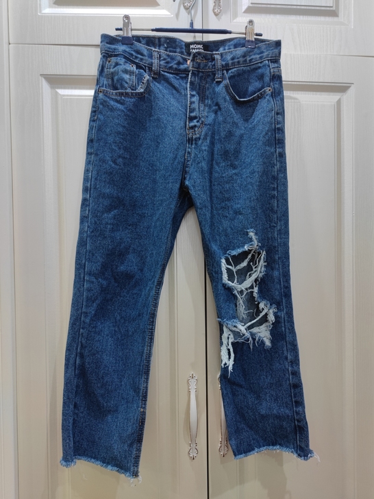 全新牛仔裤 破洞7分长