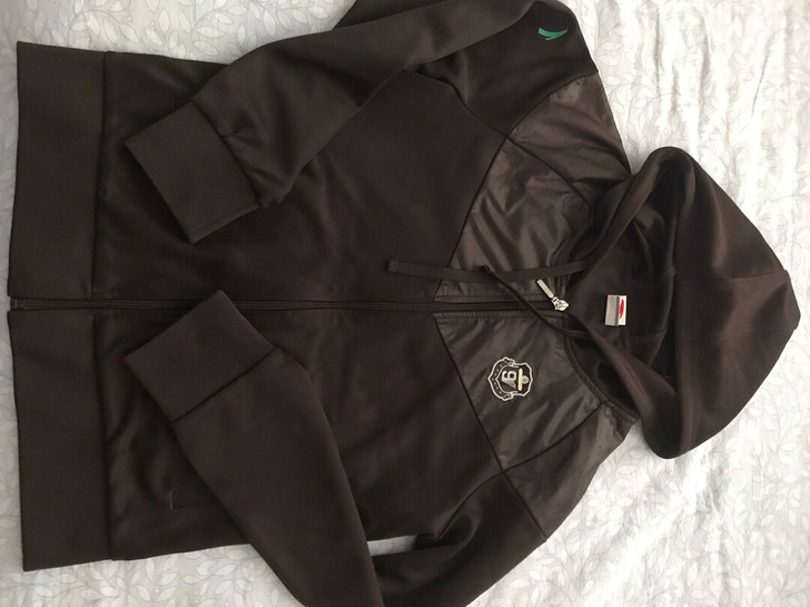 实体店购买，安踏上衣，瘦身款，38元转，需...