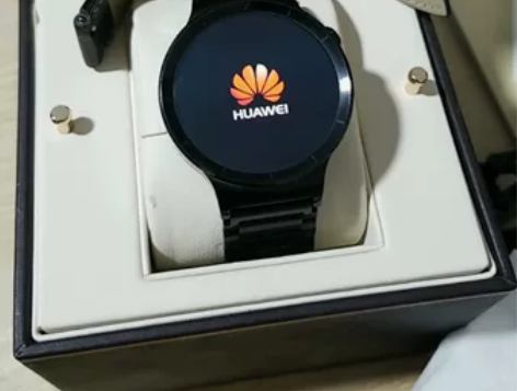 华为手表，watch，七八成新吧，防水防尘...