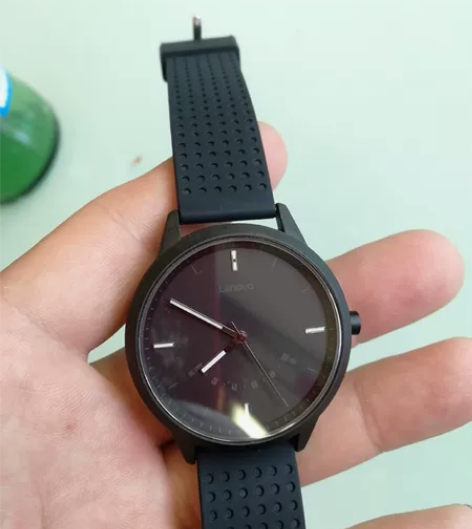 单位发的，联想智能手表  watch9 没...